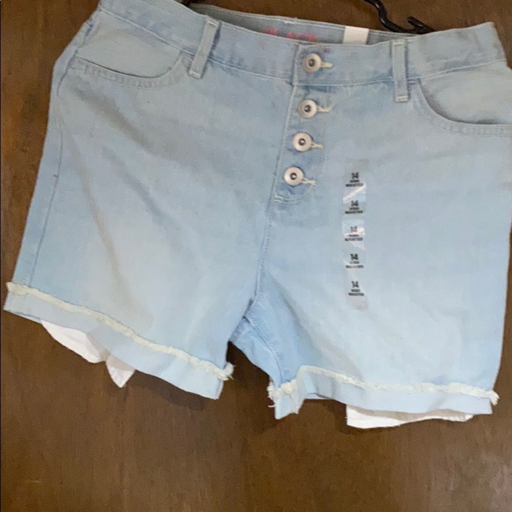 Girls shorts